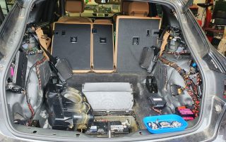 Porsche Macan seat belt warning