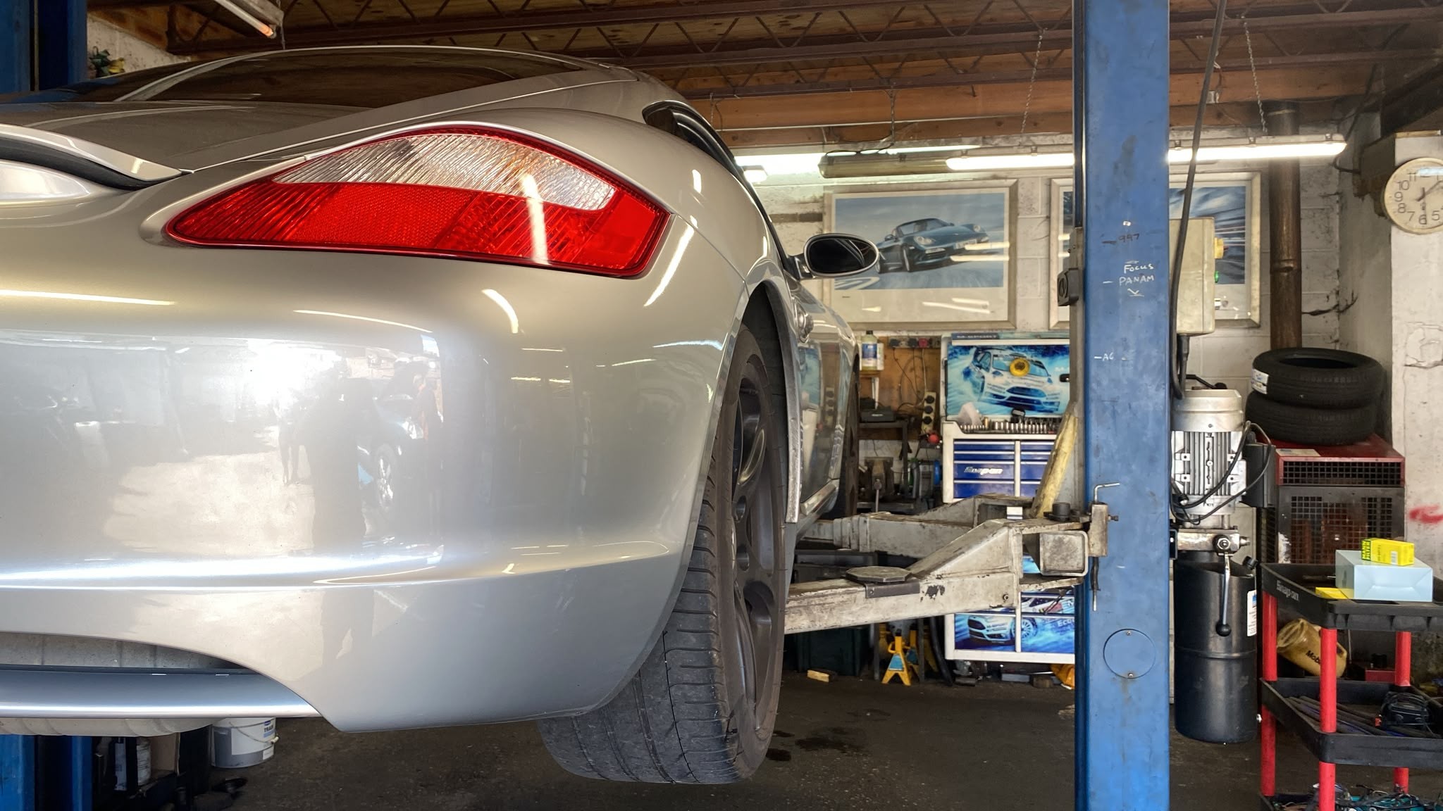 Porsche Cayman Rear Tyre Wear Diagnosis and Suspension Geometry Correction london kent surrey